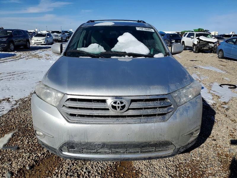 2013 Toyota Highlander Base