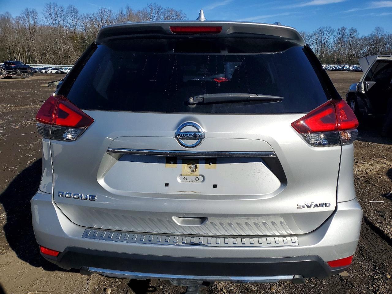 2018 Nissan Rogue s