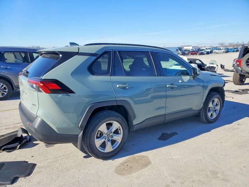 2020 Toyota Rav4 xle