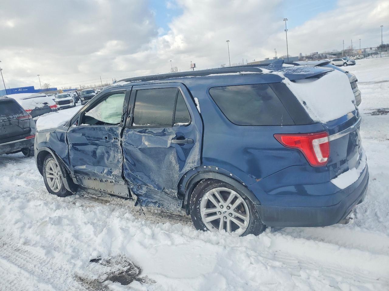 2016 Ford Explorer
