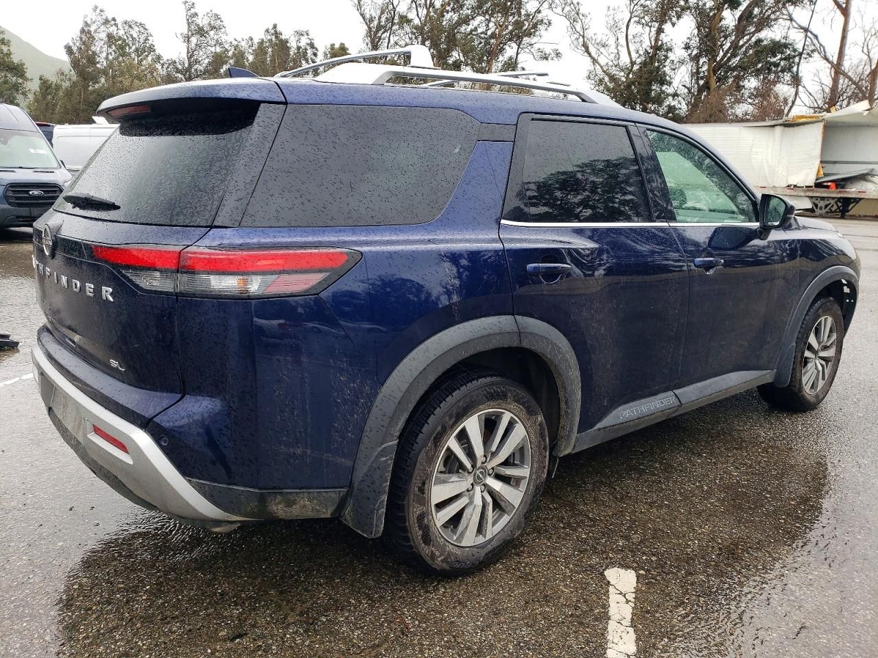 2022 Nissan Pathfinder sl