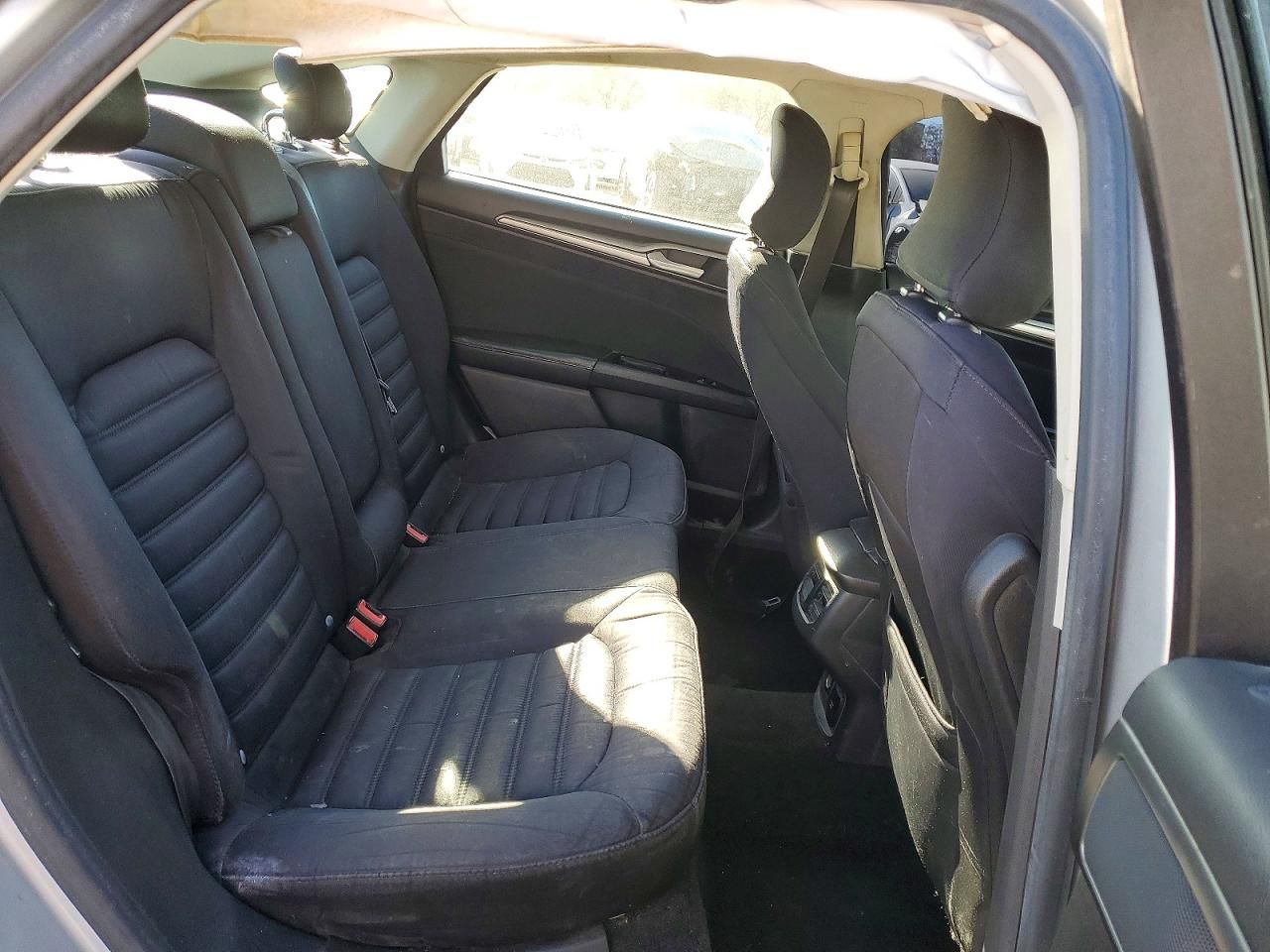 2016 Ford Fusion se Hybrid