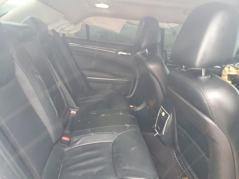 2016 Chrysler 300 Limited