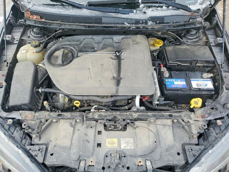 2015 Chrysler 200 c