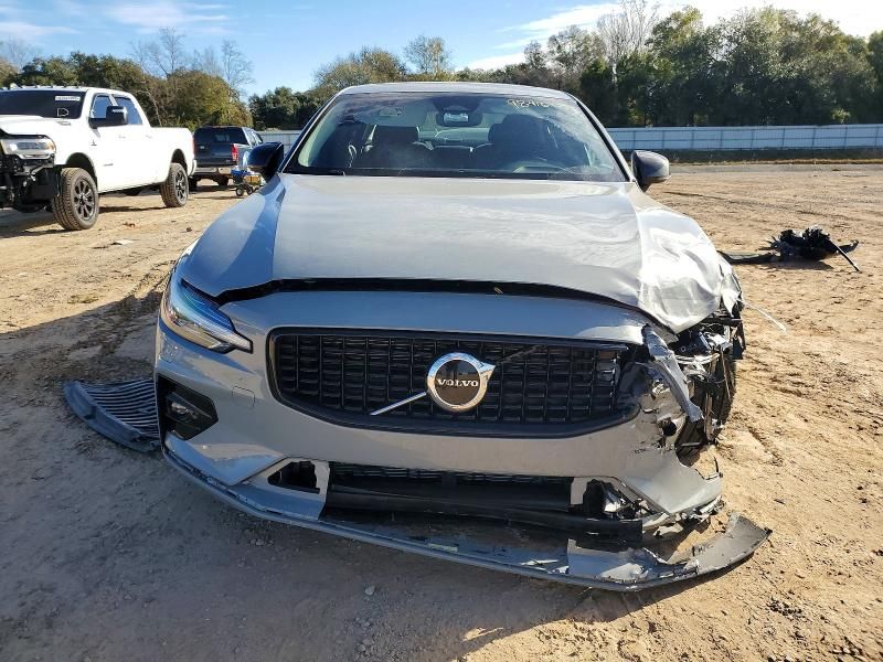 2024 Volvo S60 Core