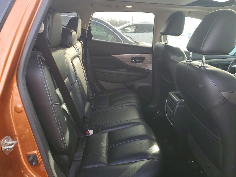 2015 Nissan Murano s