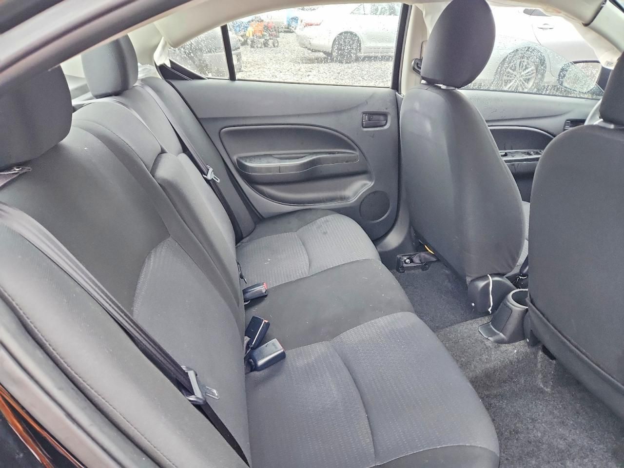 2024 Mitsubishi Mirage G4 es