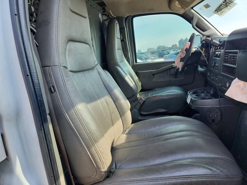 2018 Chevrolet Express G2500