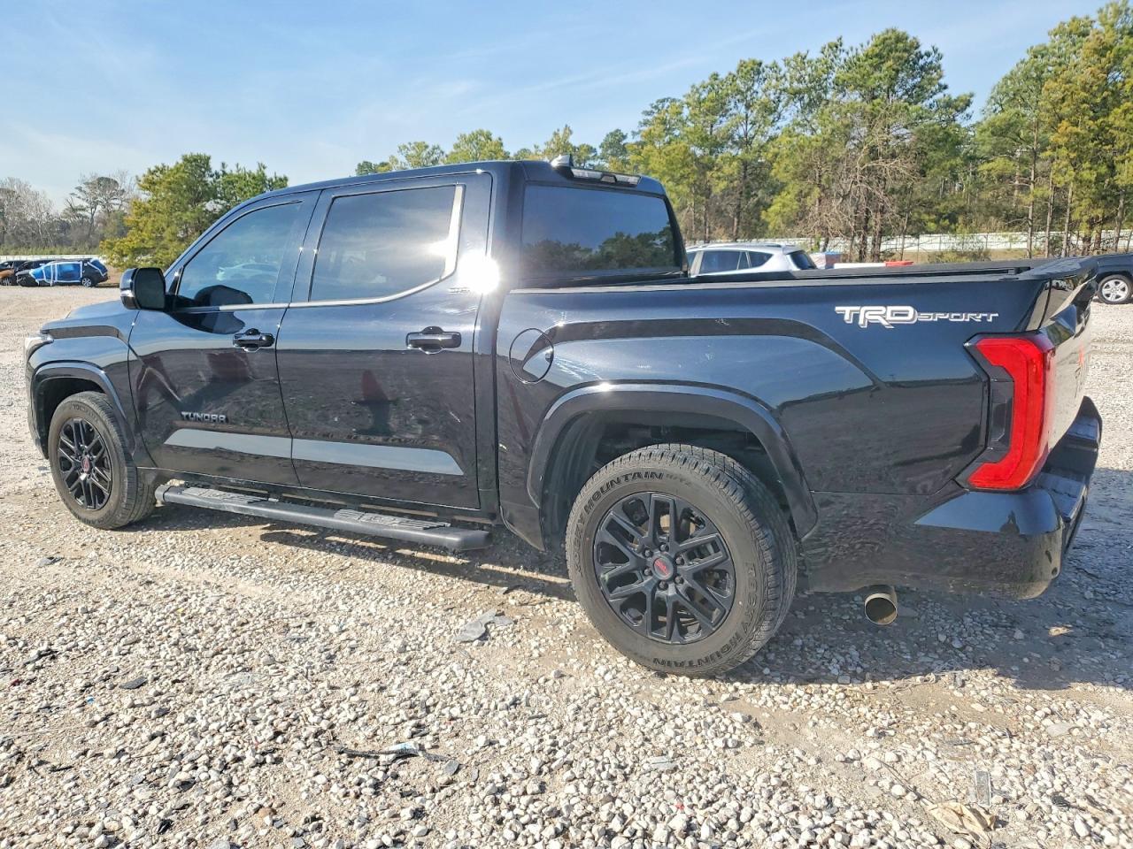 2022 Toyota Tundra SR5