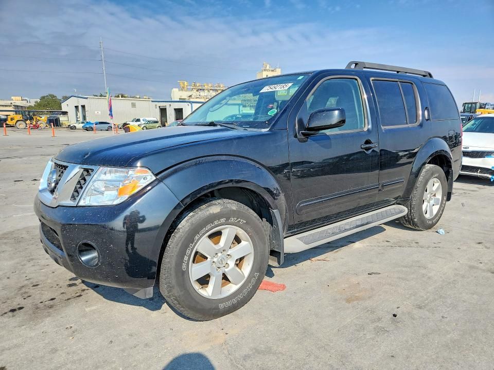 2010 Nissan Pathfinder s