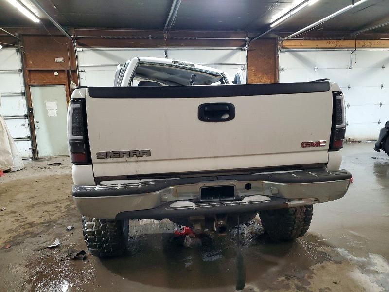 2005 GMC Sierra K2500 Heavy Duty