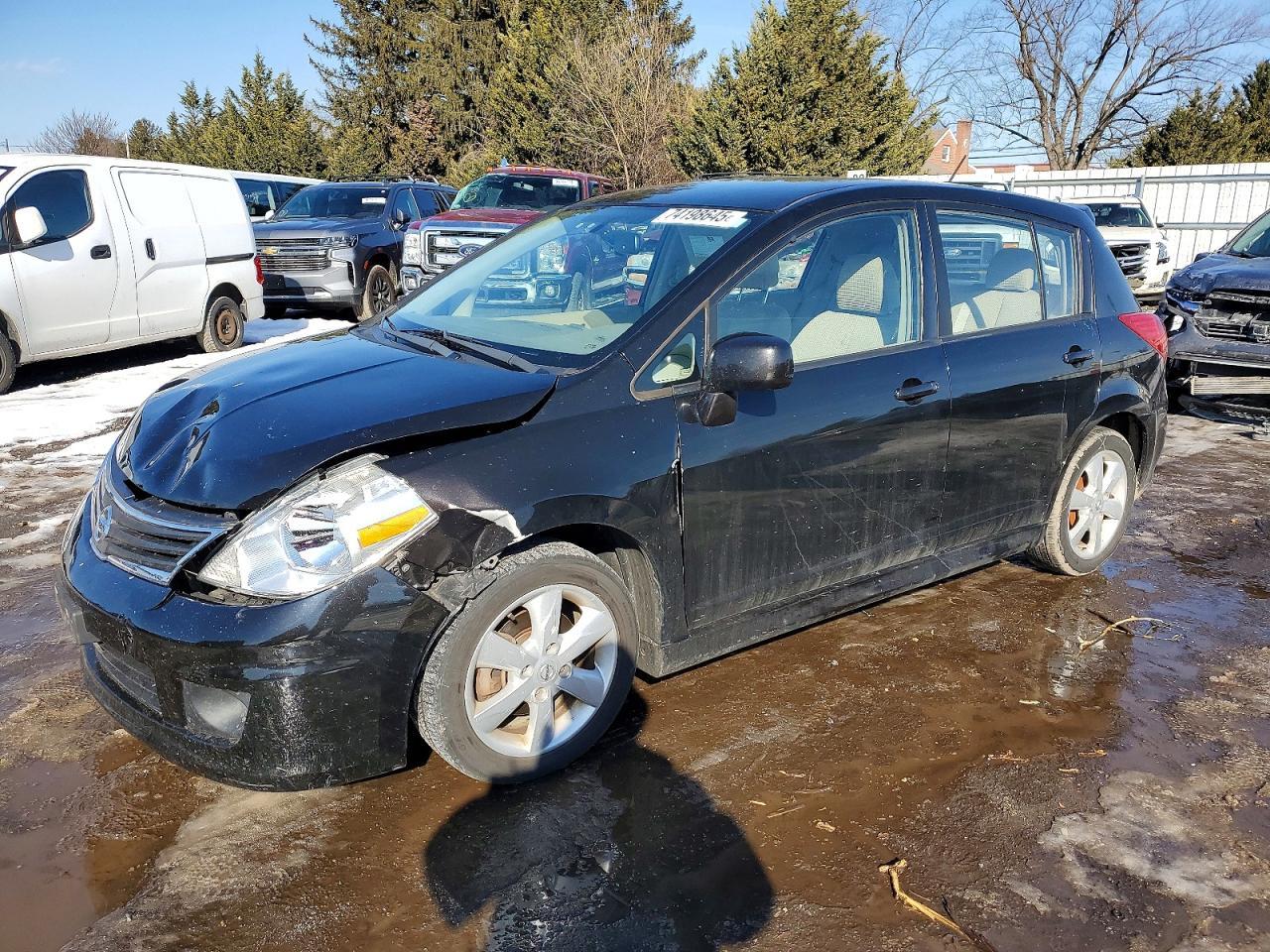 2012 Nissan Versa s