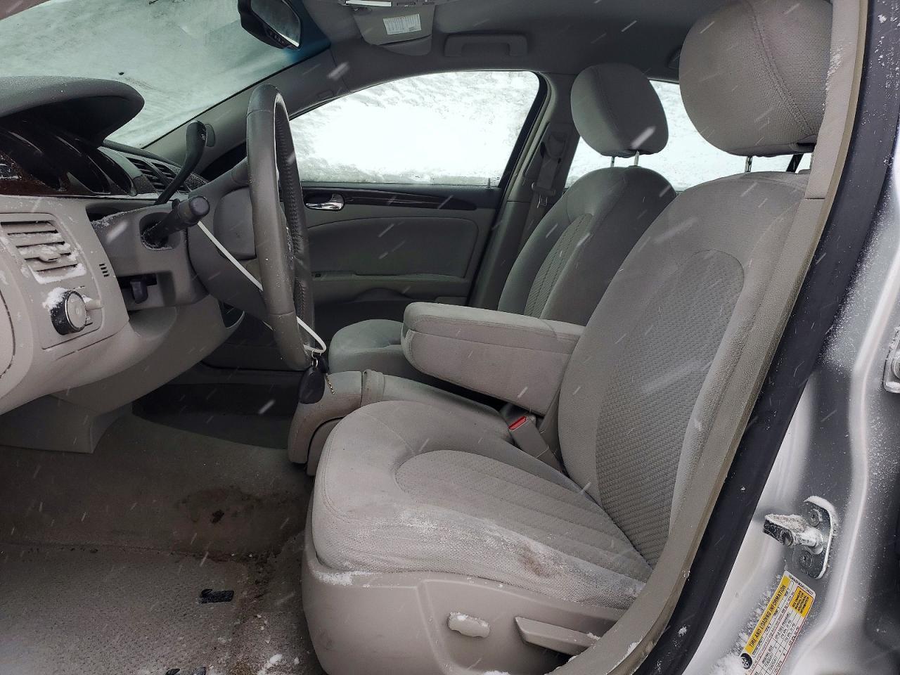 2010 Buick Lucerne cx