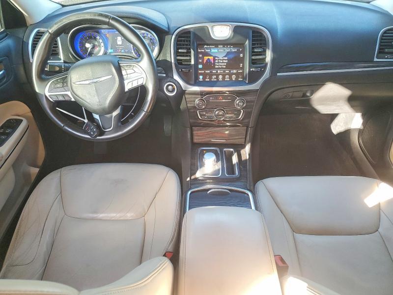 2016 Chrysler 300 Limited