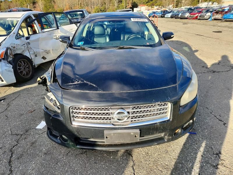 2011 Nissan Maxima s