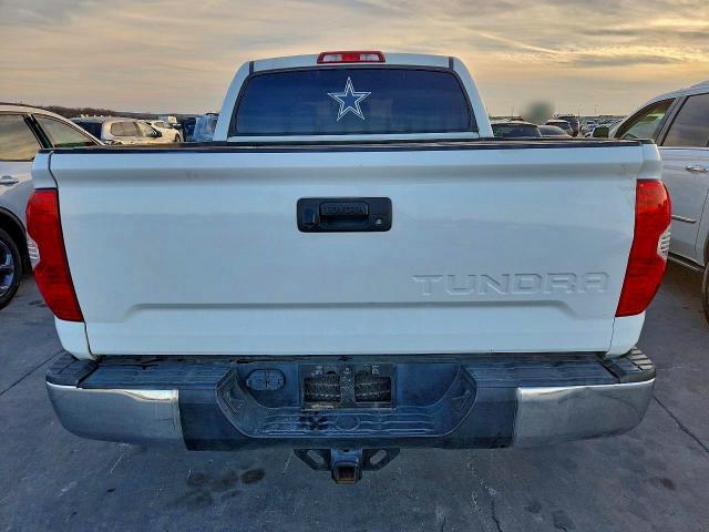 2015 Toyota Tundra Crewmax SR5