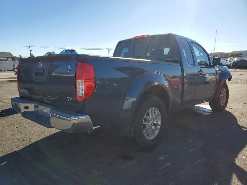 2015 Nissan Frontier s