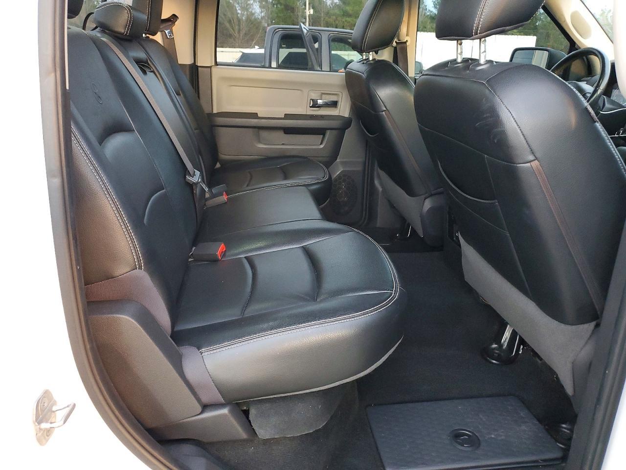 2012 Dodge Ram 1500 slt