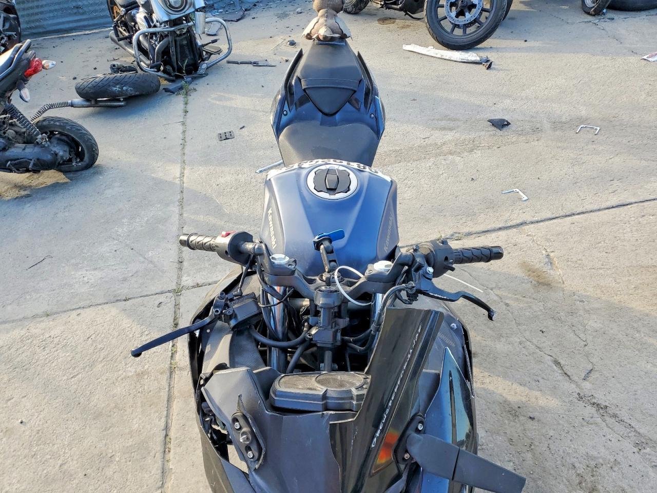 2023 Kawasaki EX400