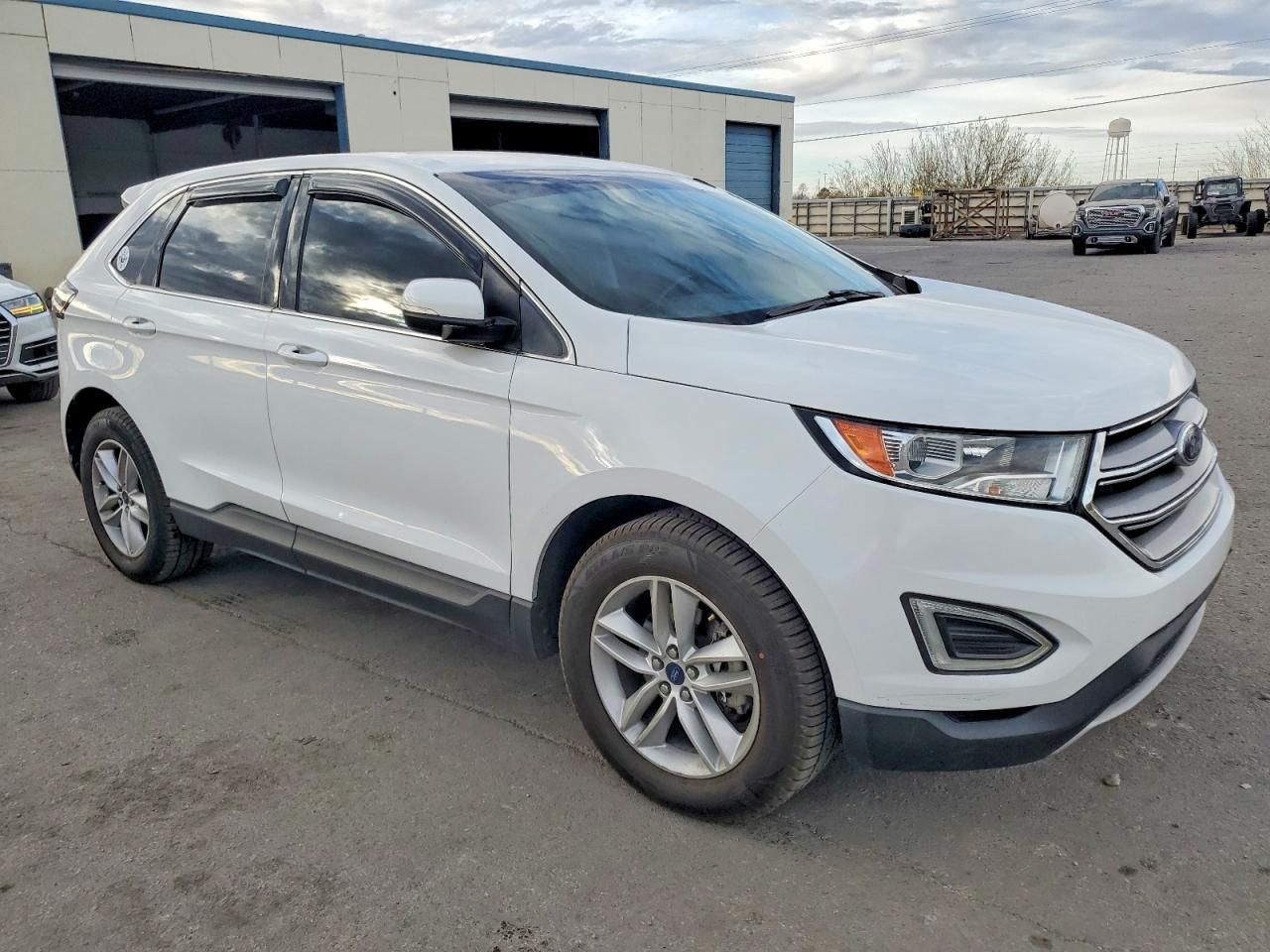 2017 Ford Edge sel
