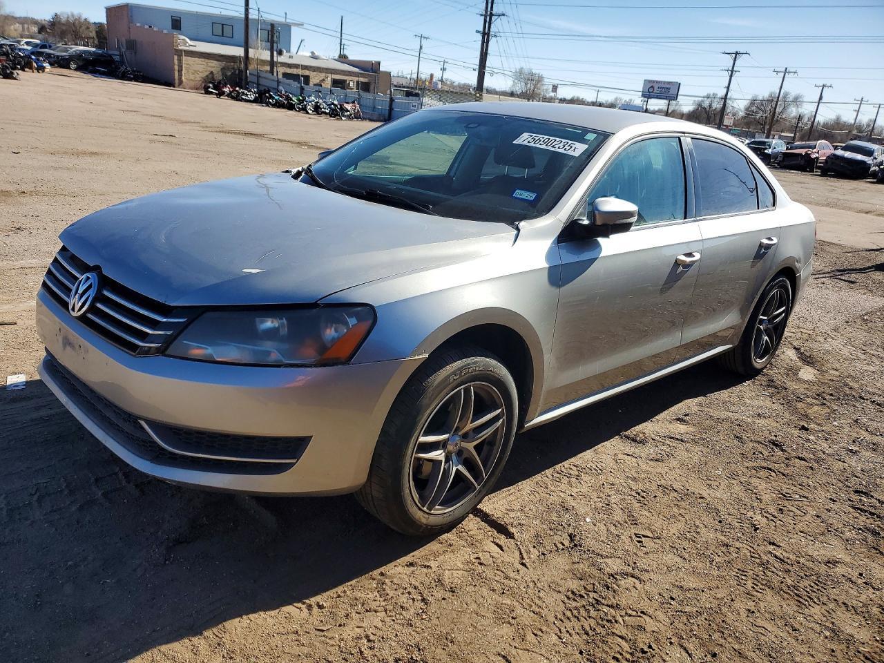 2014 Volkswagen Passat s