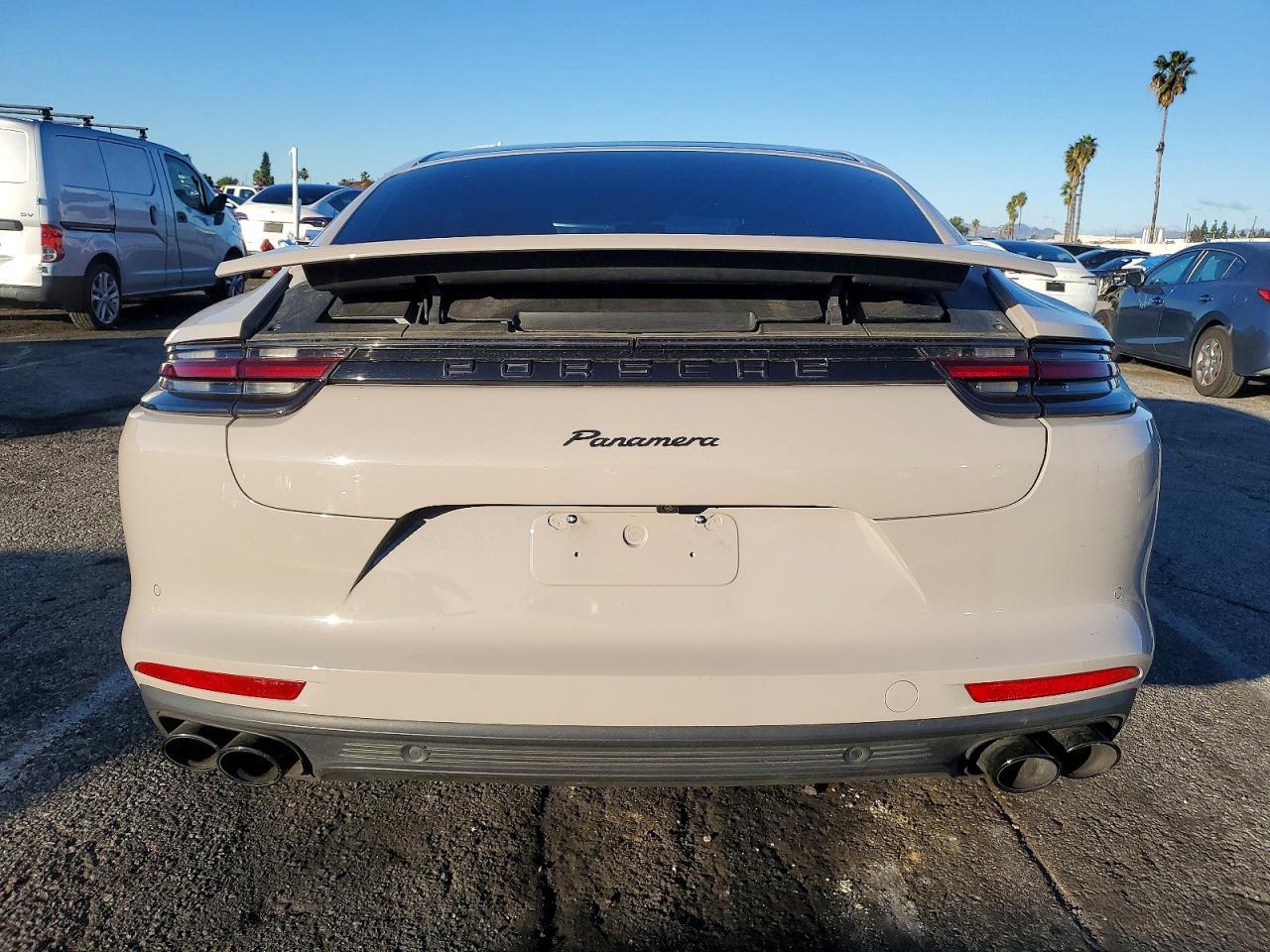 2019 Porsche Panamera Base