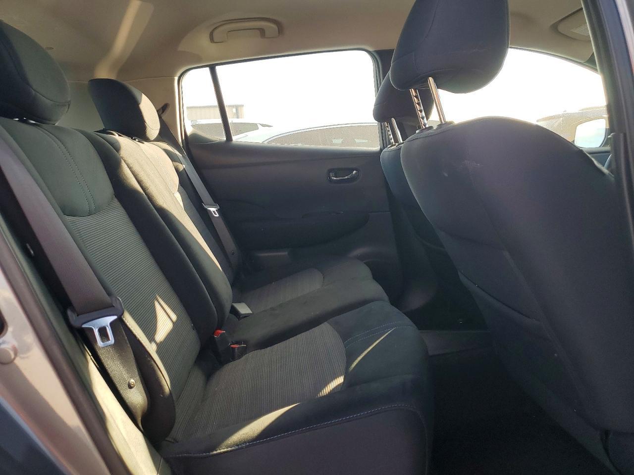 2019 Nissan Leaf s