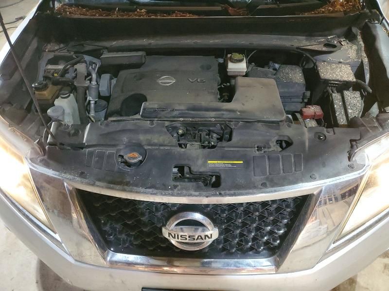 2015 Nissan Pathfinder s