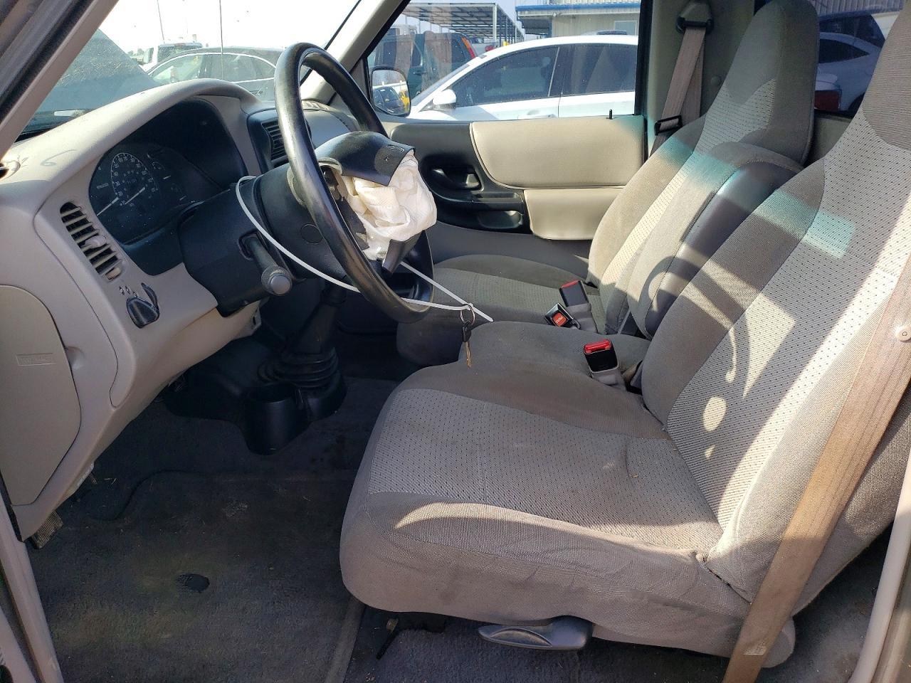 1999 Mazda B2500