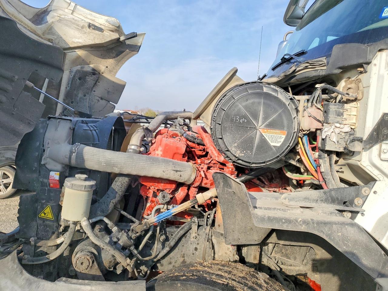 2017 International Prostar Semi Truck