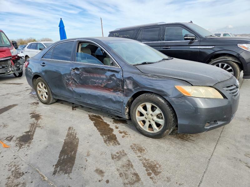 2007 Toyota Camry le