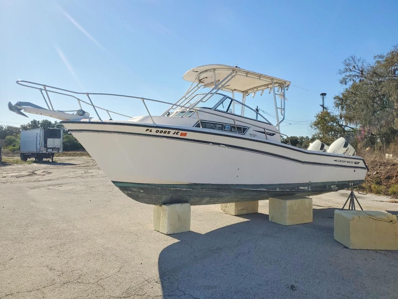 1995 Grady White Boat