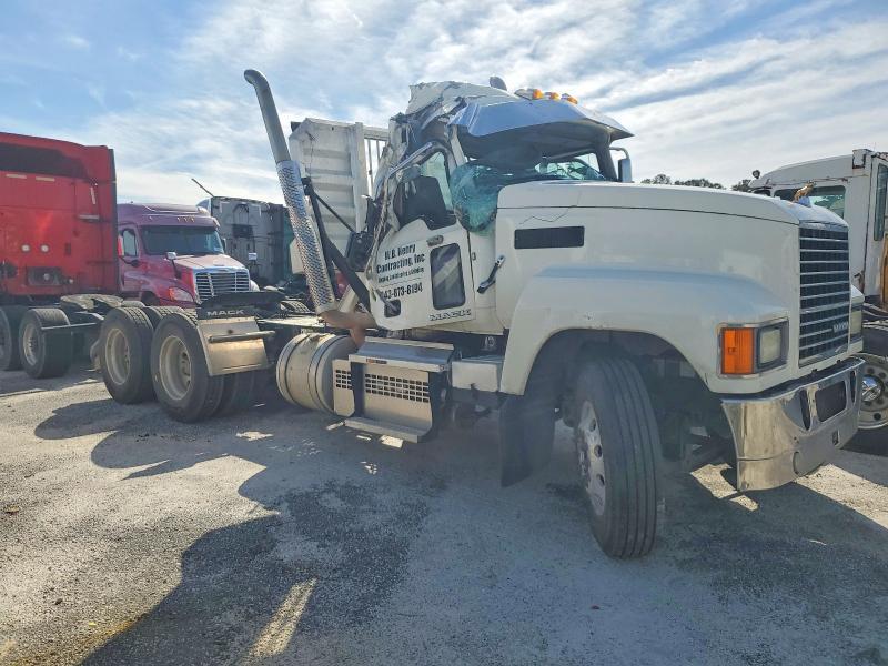 2018 Mack 600 CHU600