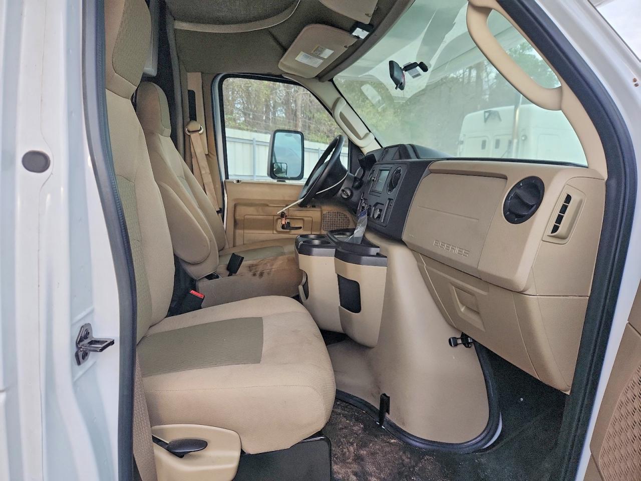 2018 Ford Econoline E100 Van