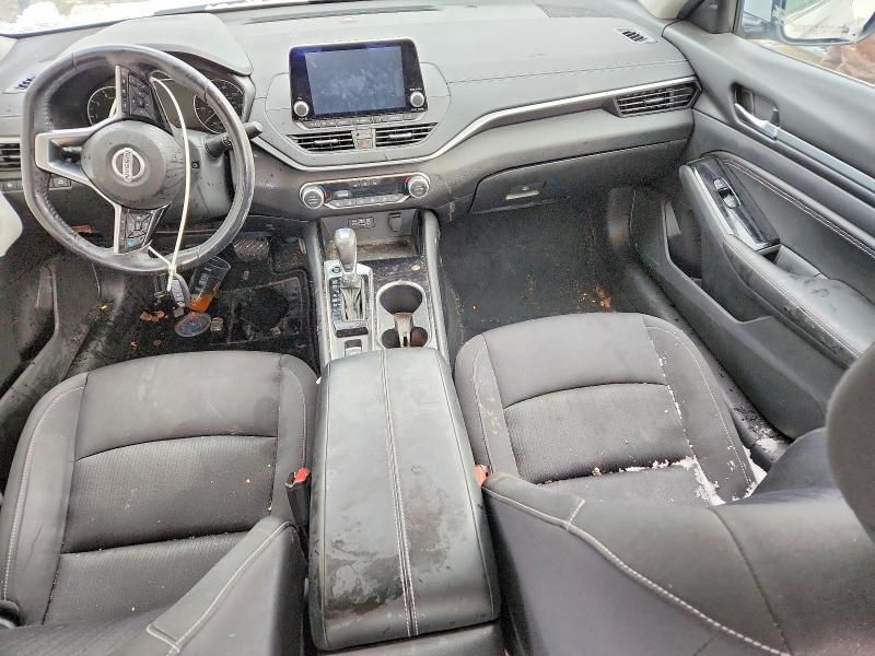 2020 Nissan Altima sv