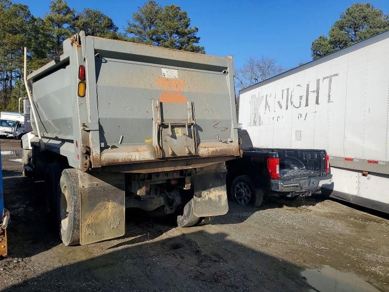 2016 Mack Gu713 Dump Truck