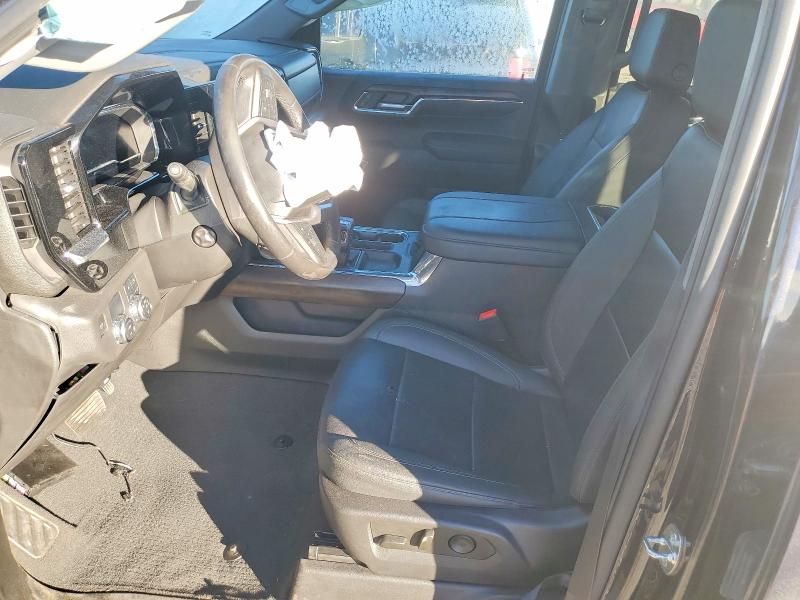 2023 GMC Sierra C1500 slt