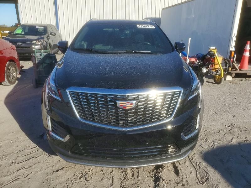 2022 Cadillac XT5 Premium Luxury