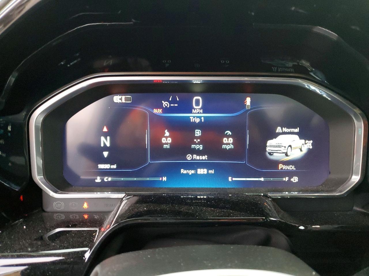 2026 Chev Silverado K1500 RST