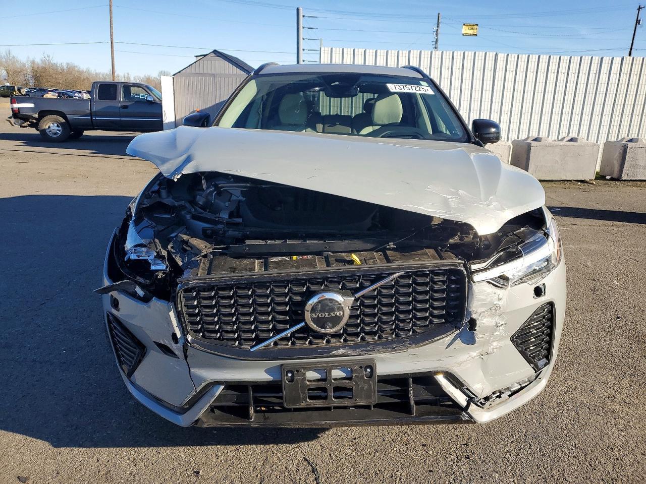 2025 Volvo Xc60 Ultra