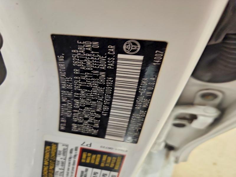 2015 Toyota Camry le