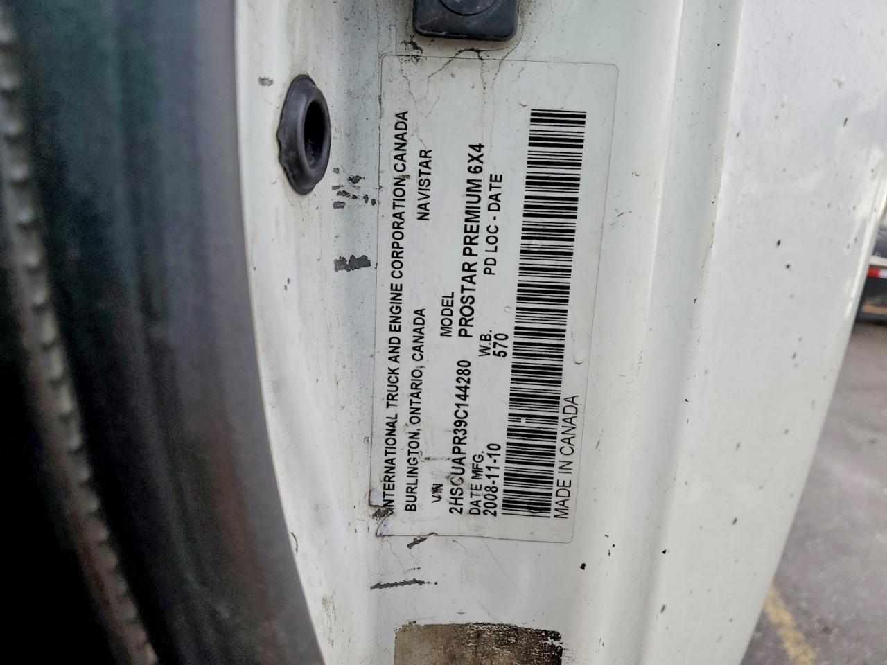 2009 International LF627 Semi Truck