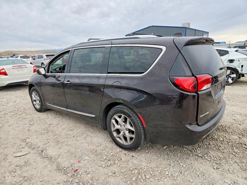 2017 Chrysler Pacifica Touring l Plus