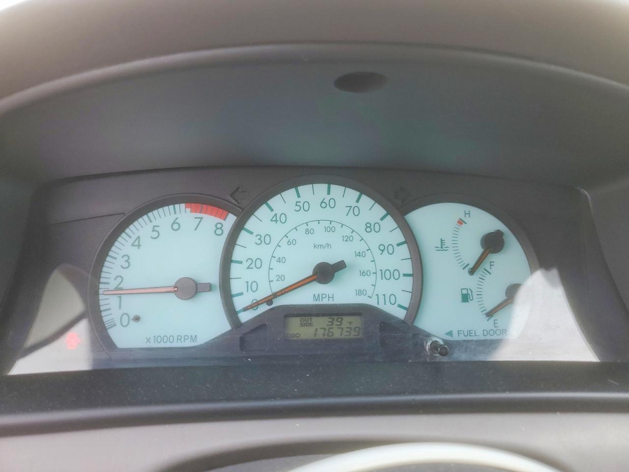 2004 Toyota Corolla ce