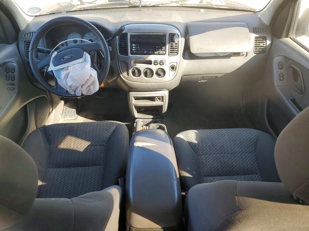 2003 Ford Escape xlt