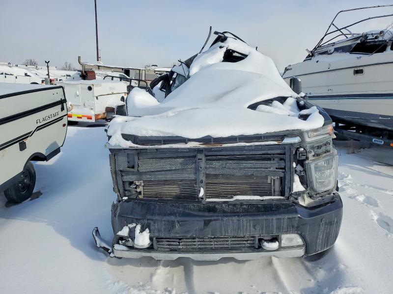 2022 Chevrolet Silverado K3500 High Country