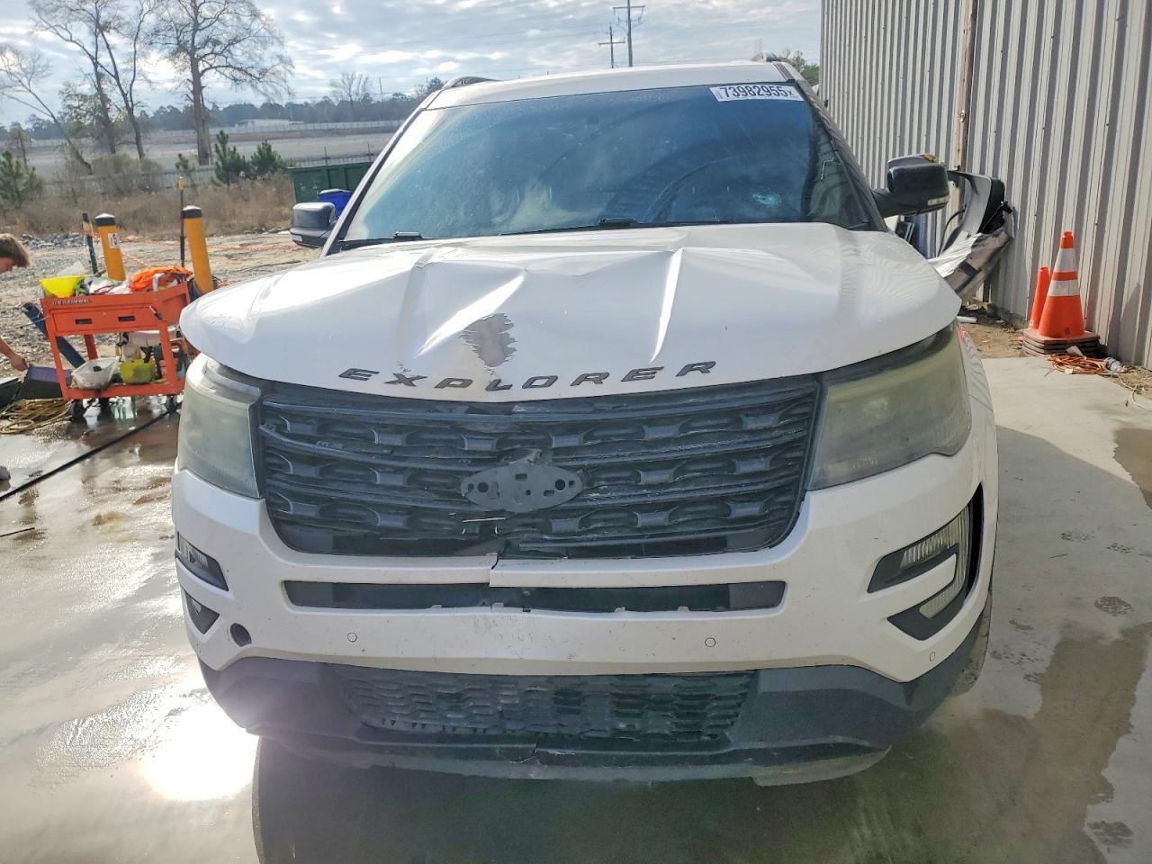 2016 Ford Explorer Sport