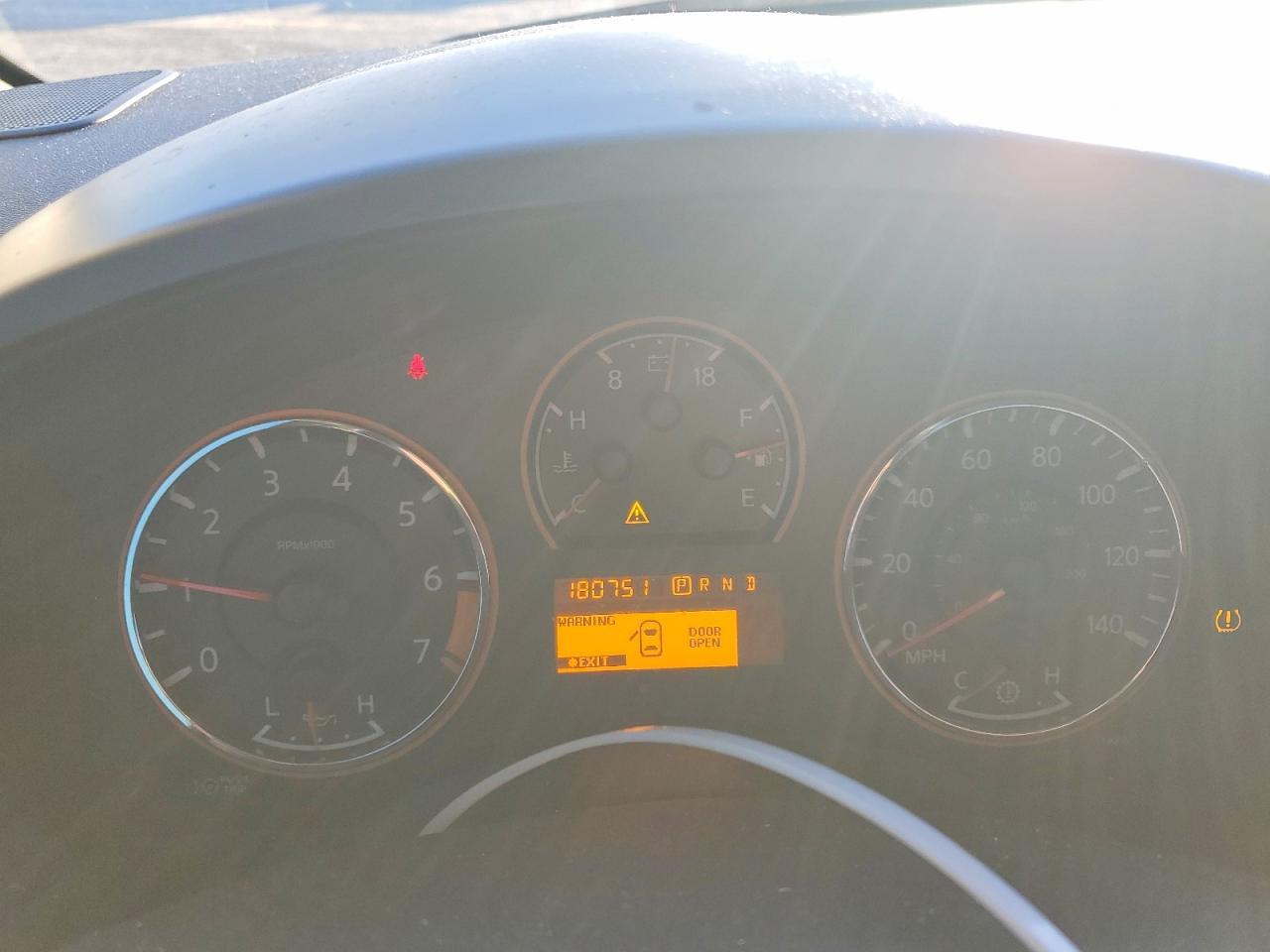 2010 Nissan Titan SE