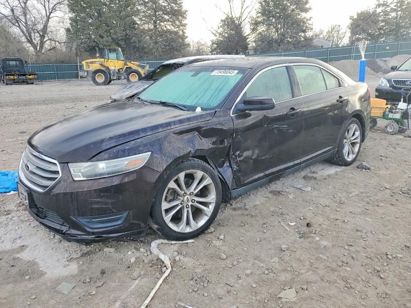 2013 Ford Taurus sel