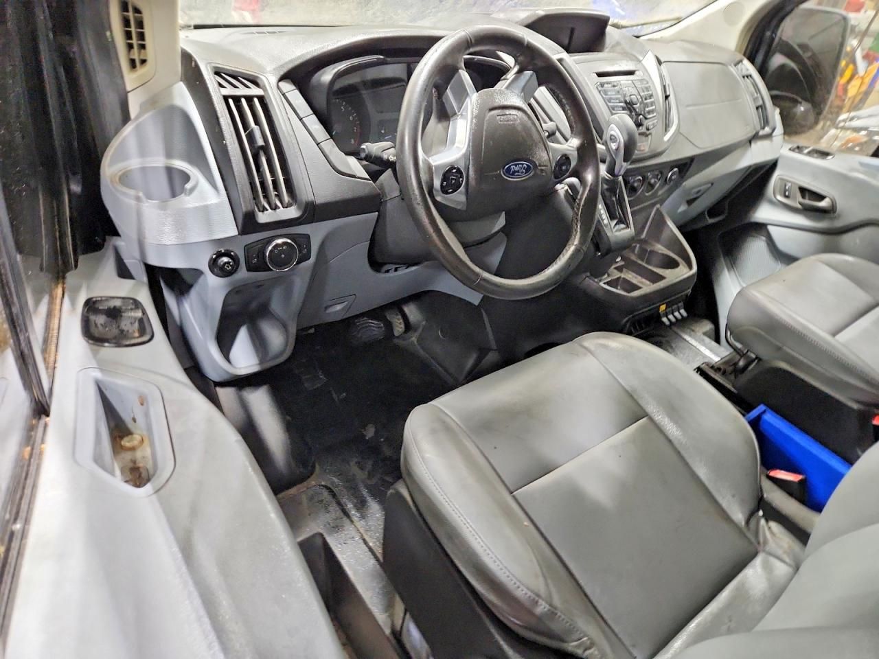 2018 Ford Transit Van T-150 LO